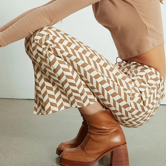 NWT PacSun Brown Chevron Low Rise Straight Leg Jeans size 24 - Picture 1 of 11